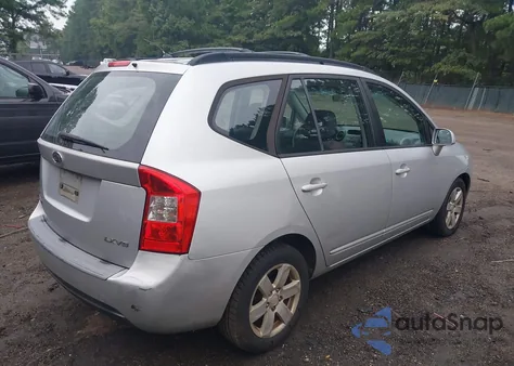 2008 Kia Rondo Lx V6 z USA, uszkodzony, nr VIN KNAFG526087158553